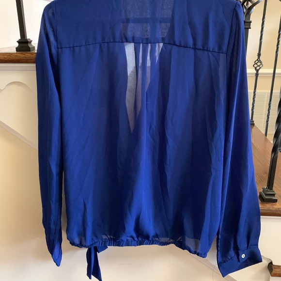 Beautiful Blue Wrap Illusion Blouse - Picture 3 of 4